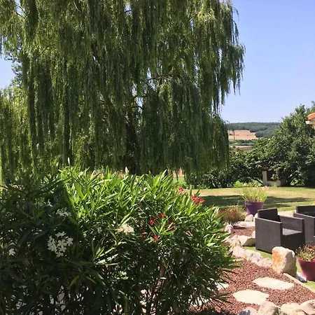 Domaine De La Vigne Szálloda 3*