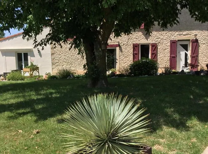 Domaine De La Vigne 3*