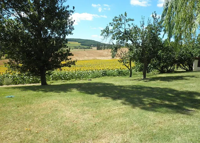 Domaine De La Vigne 3* Cadalen